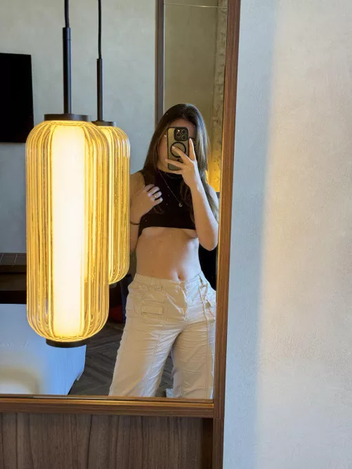 Even small boobs can have a nice underboob