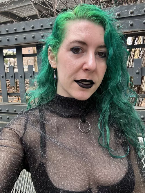Green in mesh