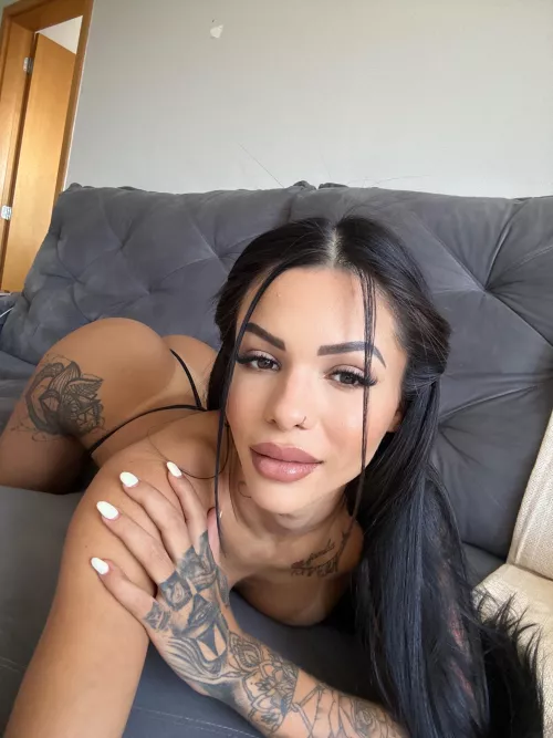 Guess how many tattoos I have, right one gets a nudie from the back 🙈