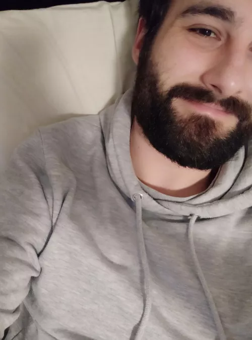 Hey, anyone like to chat? 