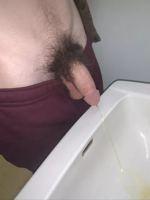 I almost rarely use the sink for just washing my hands🤭