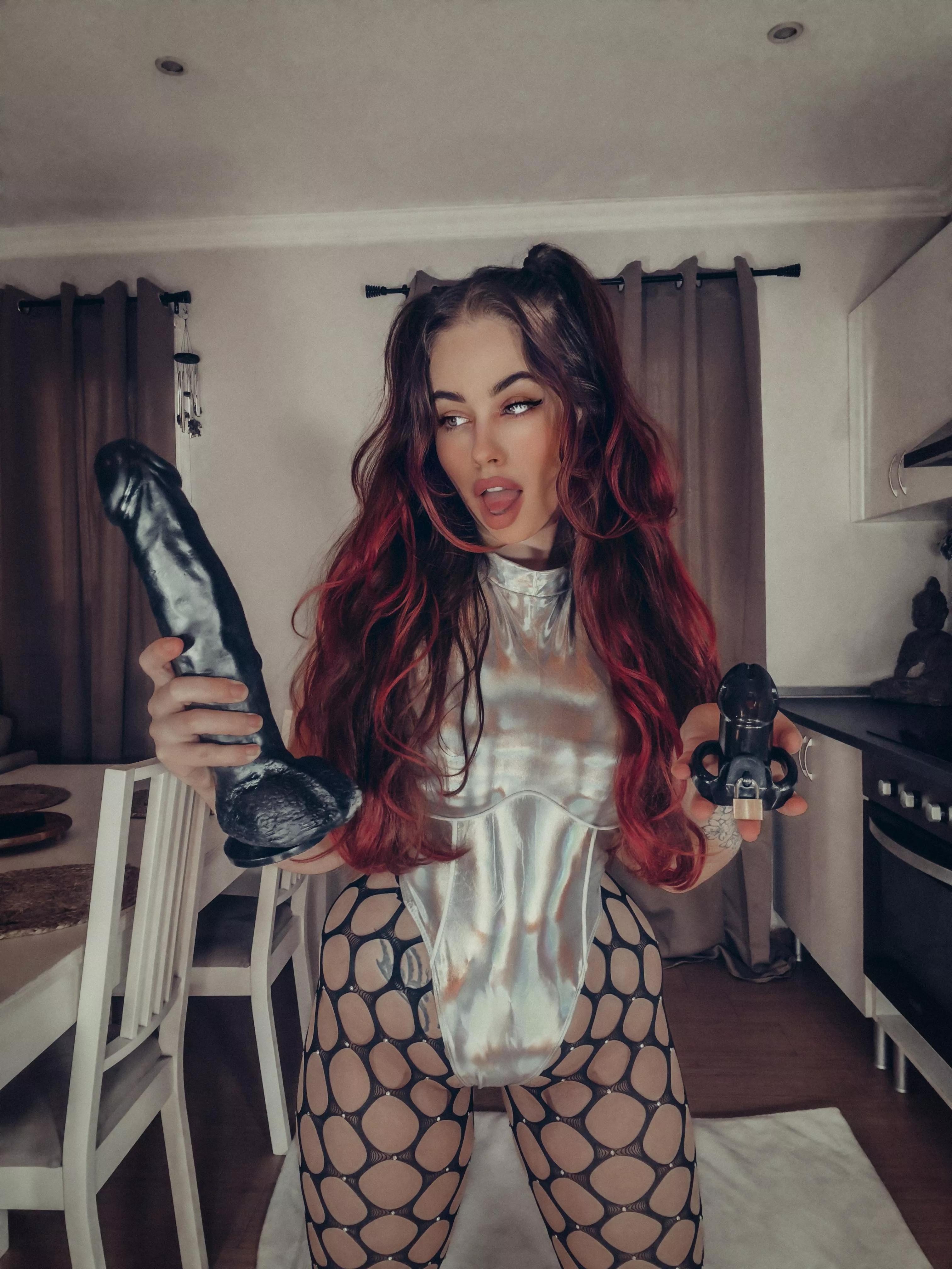 I only fuck caged boys 