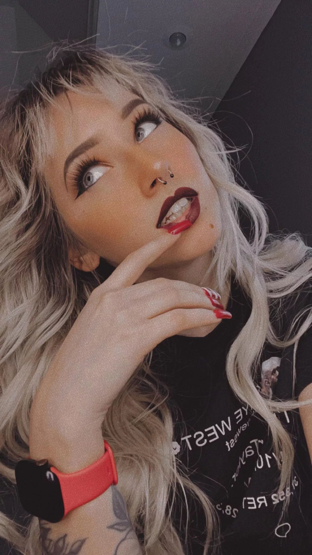 I want you to smack me passionately first and then choose the hole for yourself