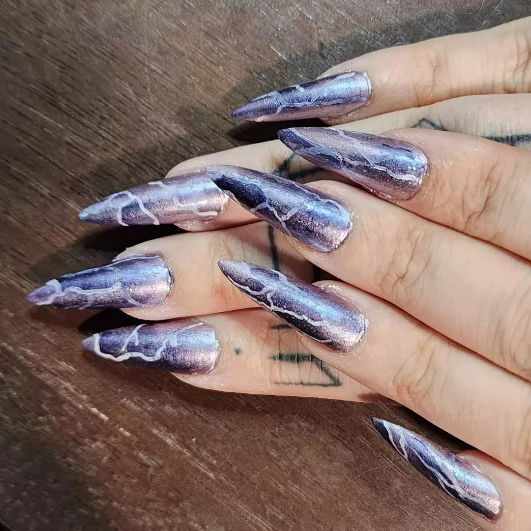 Imagine these nails digging into your back while you breed me. 🥵 (34F)