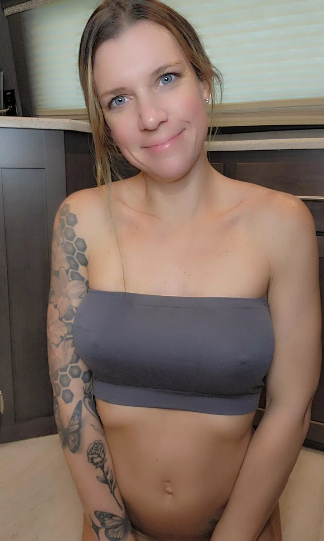 It's a bit nipply in here this morning. Maybe a bearded Daddy can warm me up. 