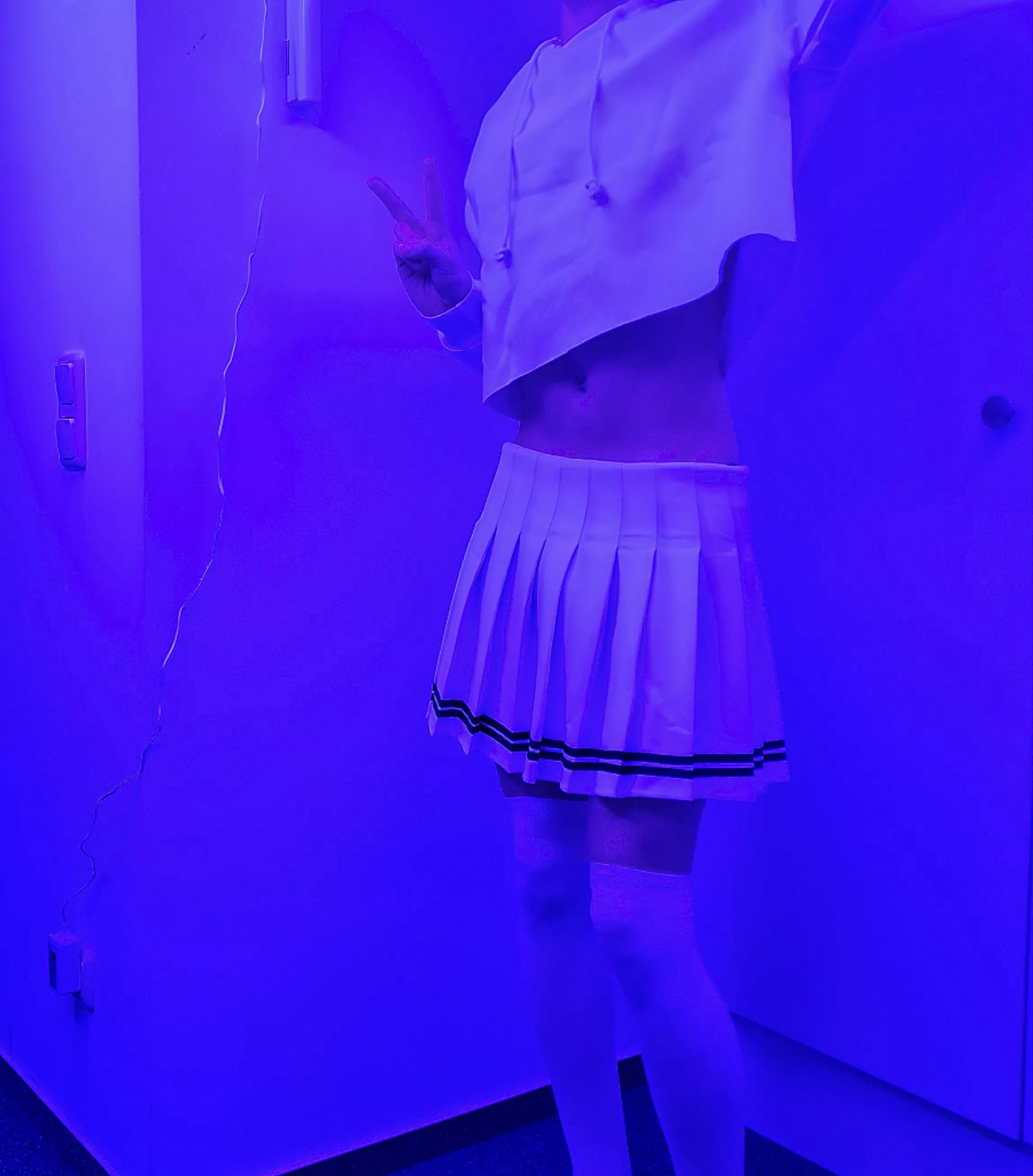 Just got a new Crop Top ^~^ Opinions?