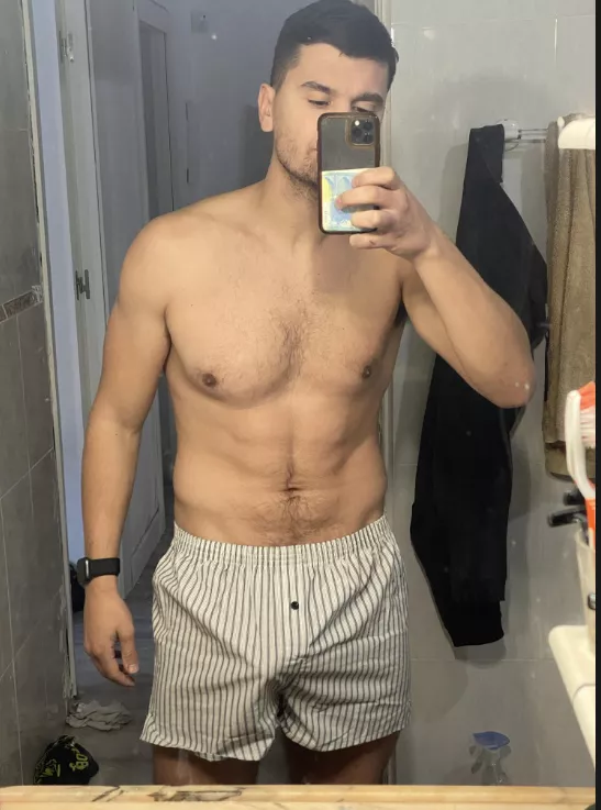 Look at my face baby, not down