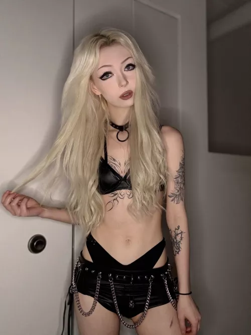 love this leather belt