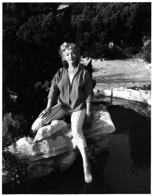 Marilyn Monroe 1950's. Gotta a bunch of these, I'll put them out.