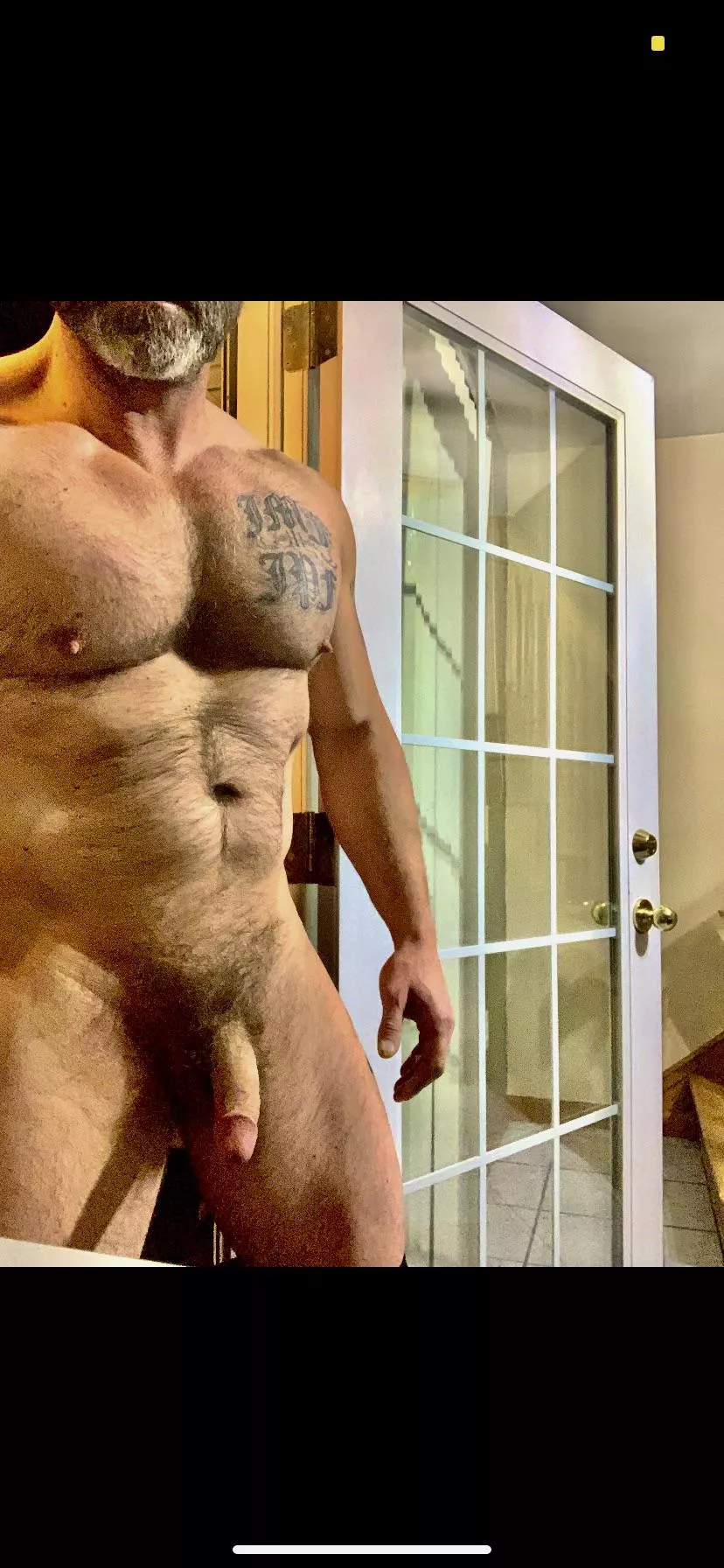 Morning ,bored waiting for my coffee ☕️ [48] DMs open