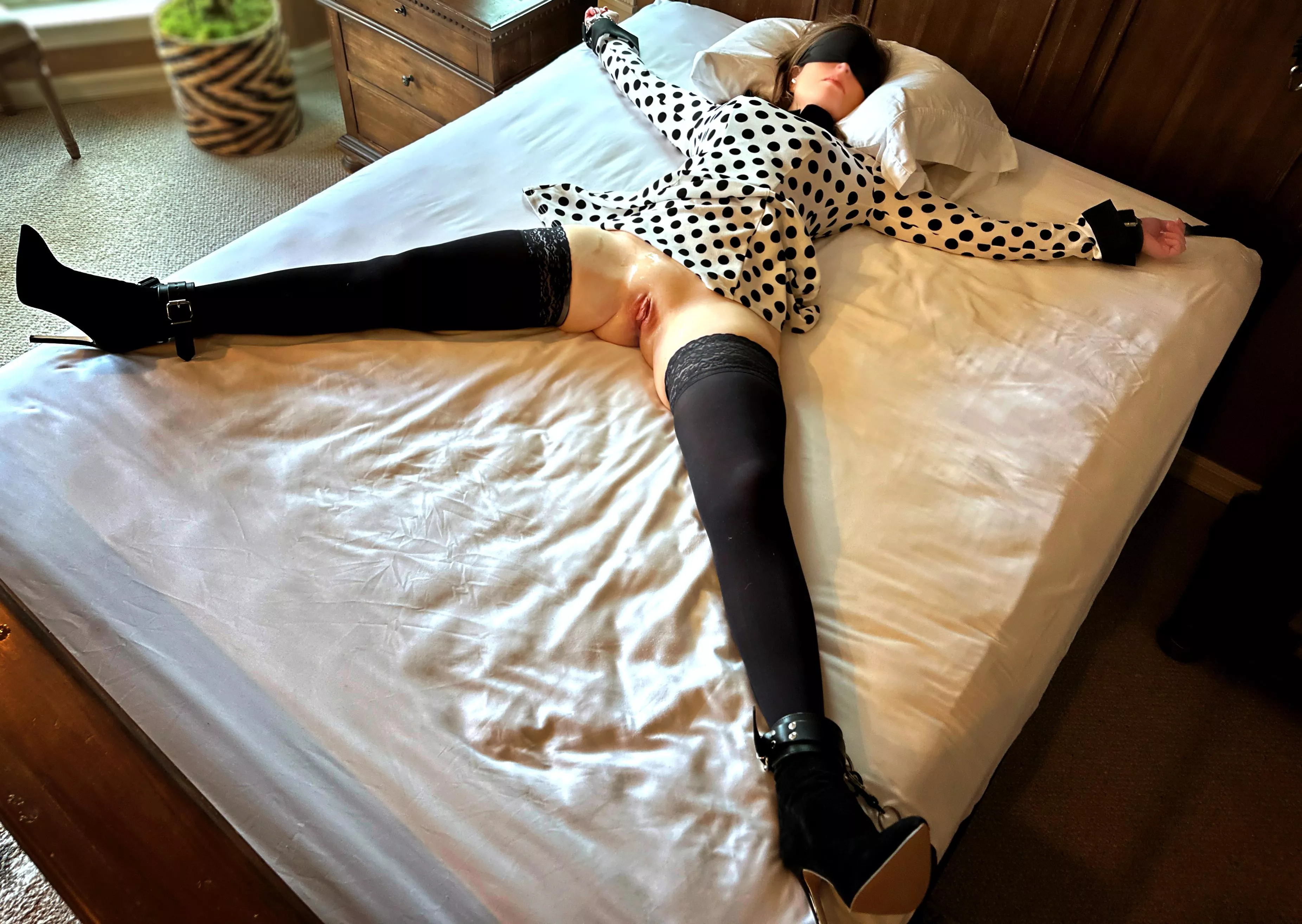 Office daydreams [f]