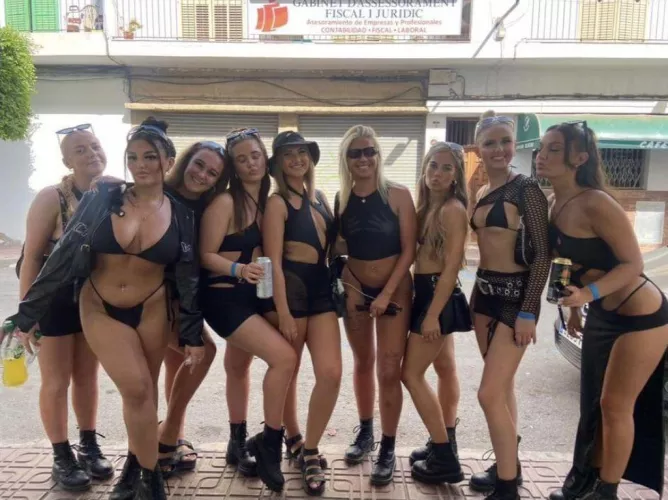 Outdoing the other 8