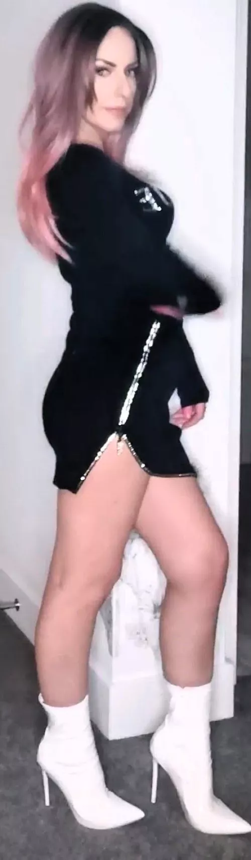 Pleasure starts with My Boots