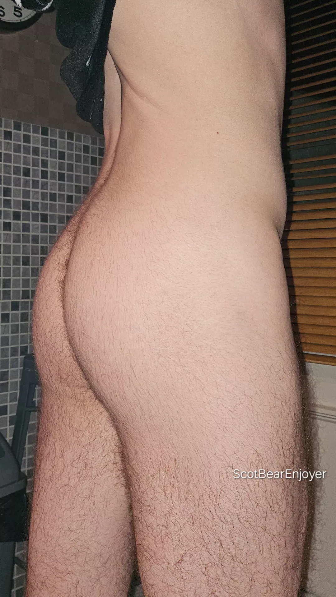 Should I shave or do you like it hairy? 🤔 
