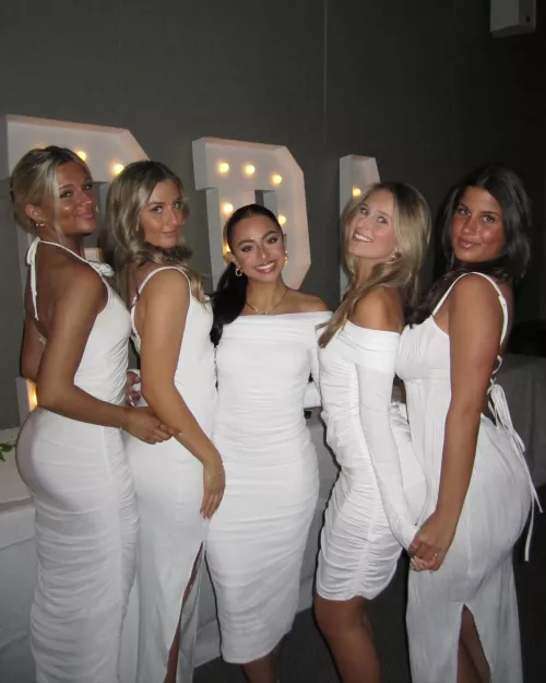 Sorority girls 34215