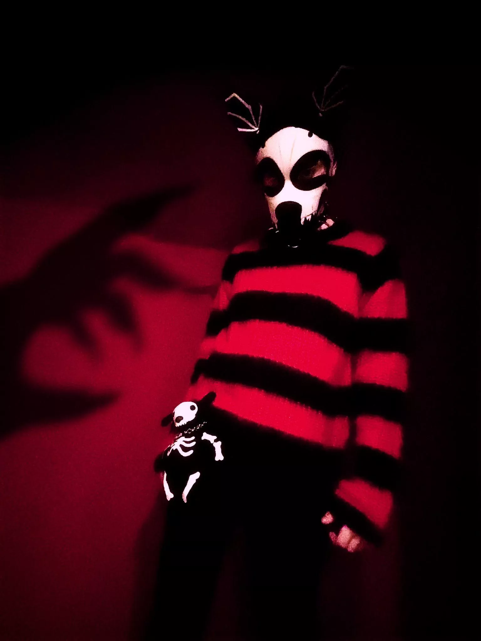 Spooky pup being spooky! 🐶🦇⛓️