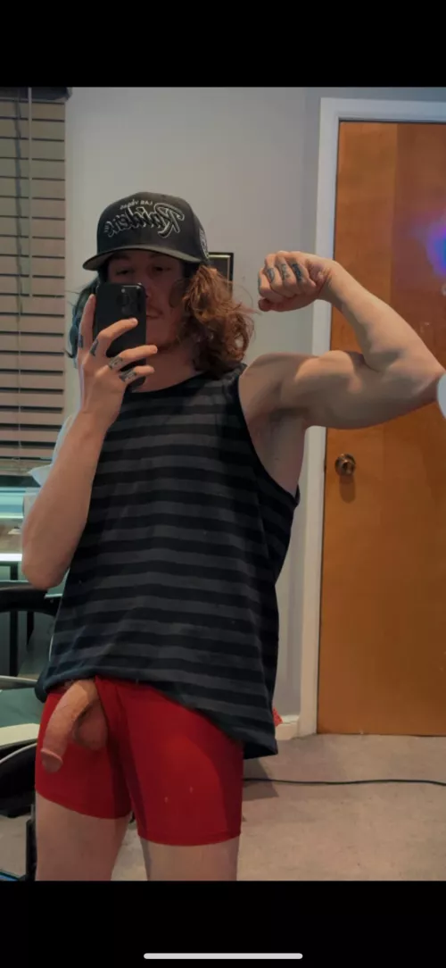 Sup? Gm yall😁💪🏼 love UA