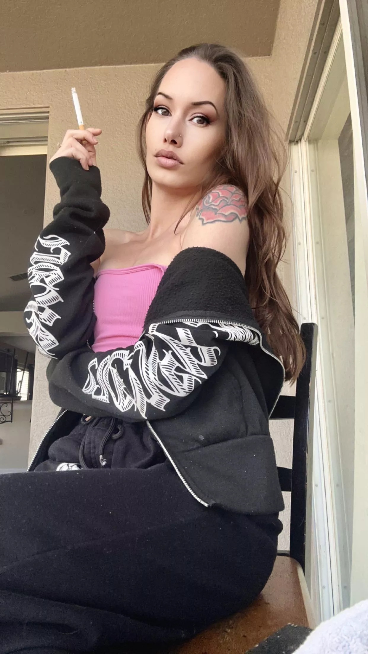 Wanna smoke with me ?✨💨