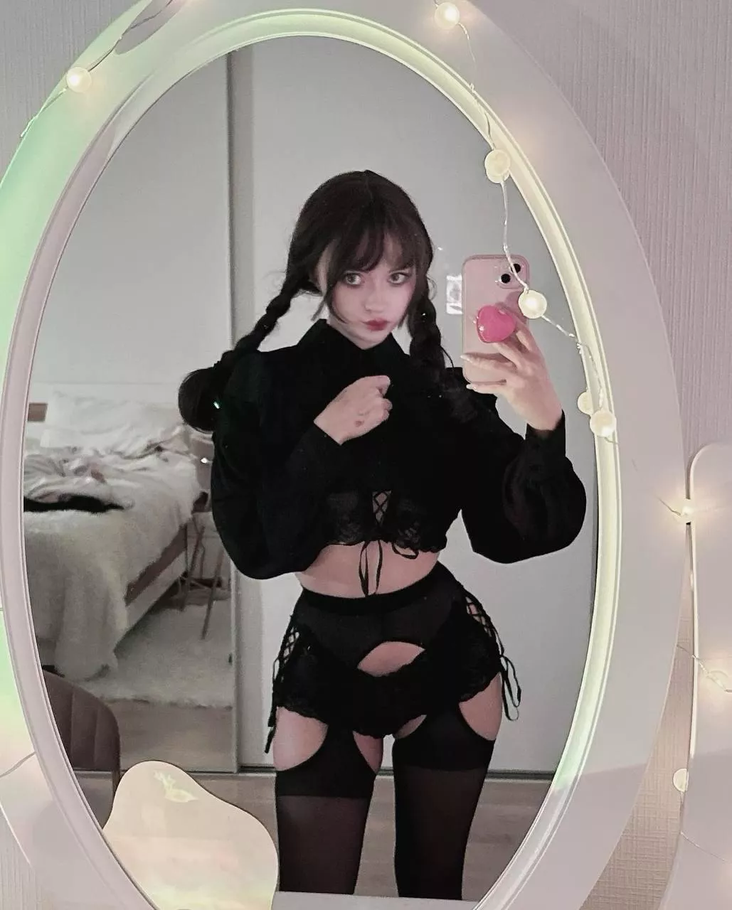 Wednesday time! (By princesa69)