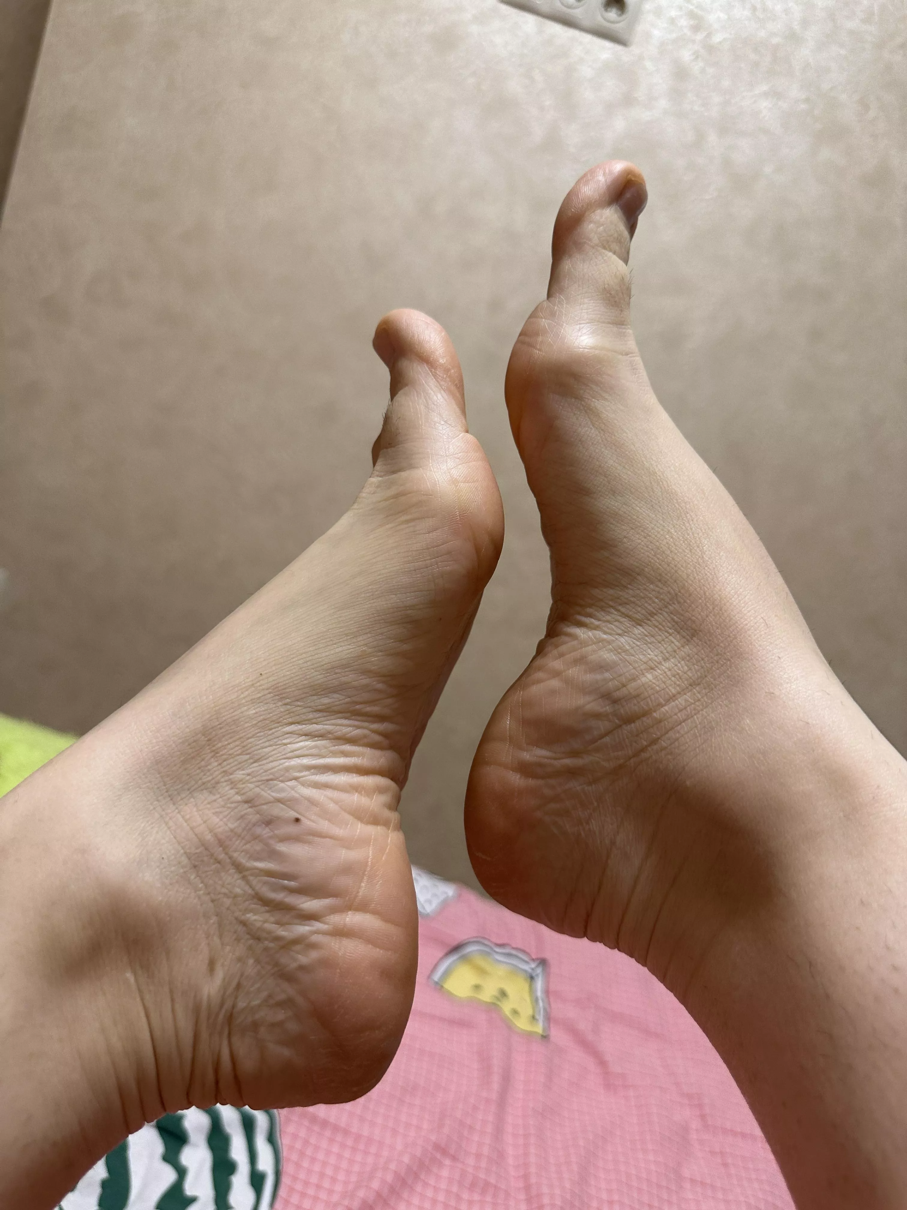 What do you think my foot size is?