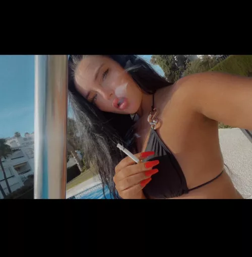 What’s your preferred brand to smoke? Mine is malboro red 