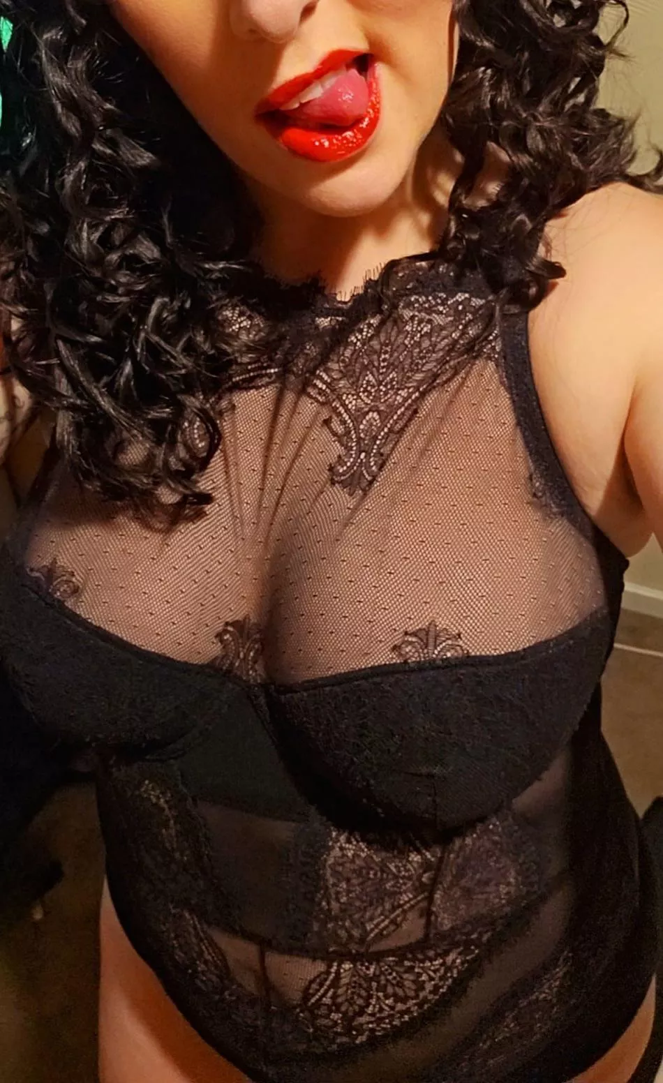 Where should I put my tongue first ;) xxx