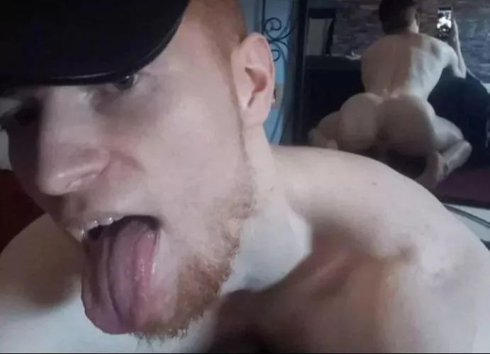 Who wants carrot cake for dessert? 😋