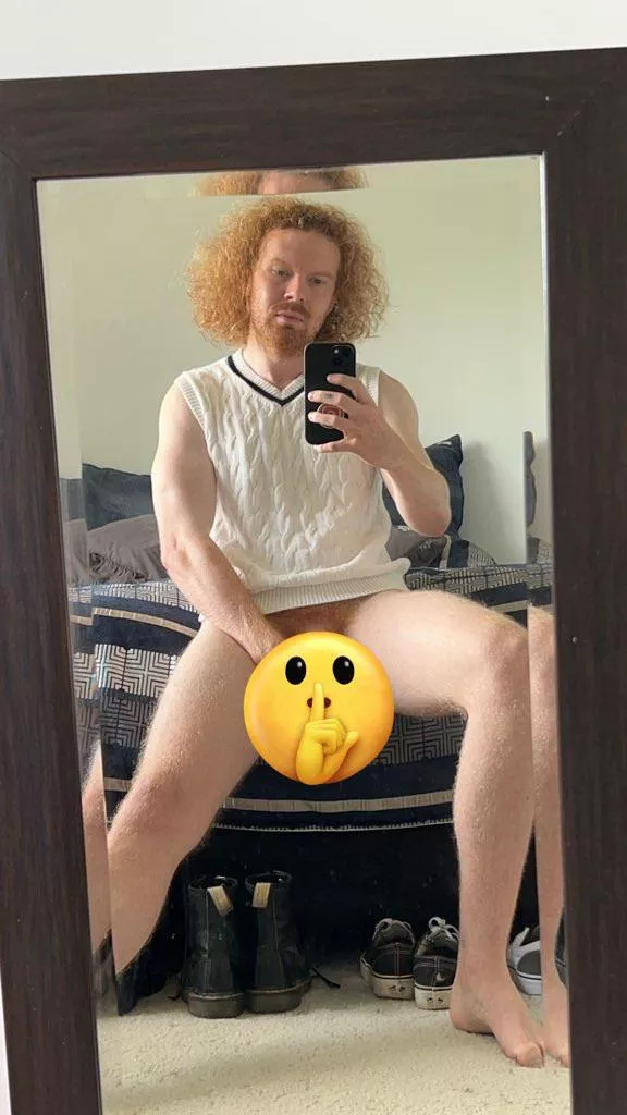 Who wants to see under the emoji? 🤫🍆