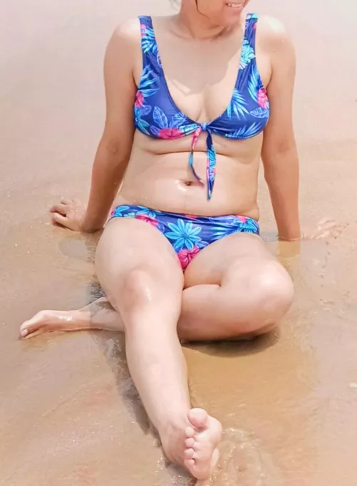 wifey loves to showoff.