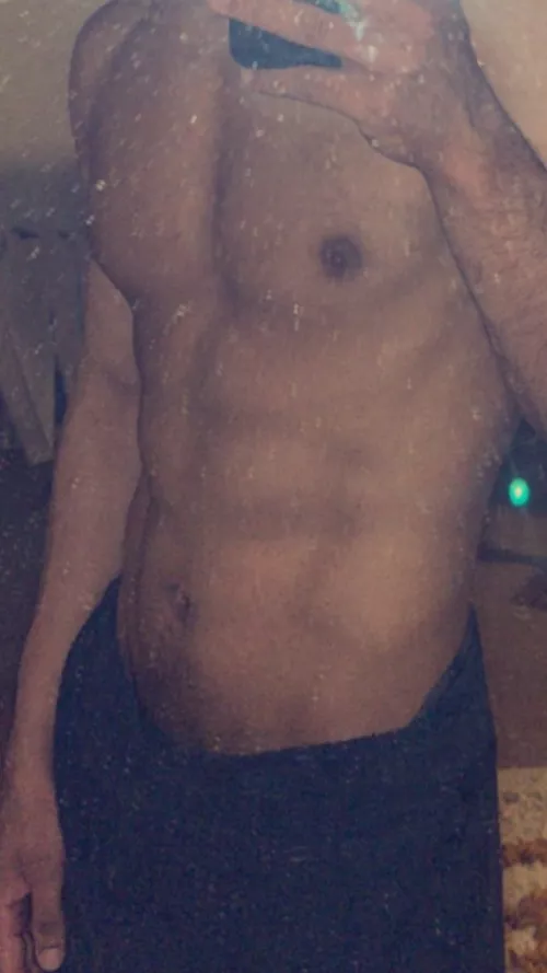 23 m sweden. Any hairy bottoms on? Hmu mael-01. No chubs.