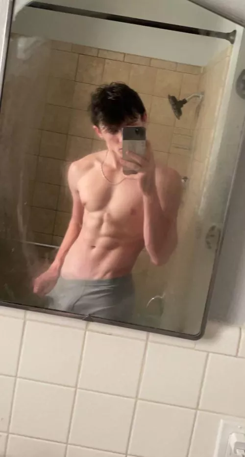 Come get wet with me 