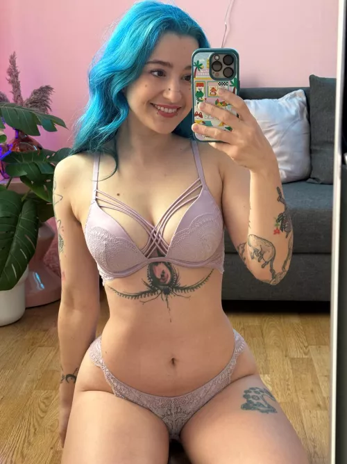 Could my smile make your day? 