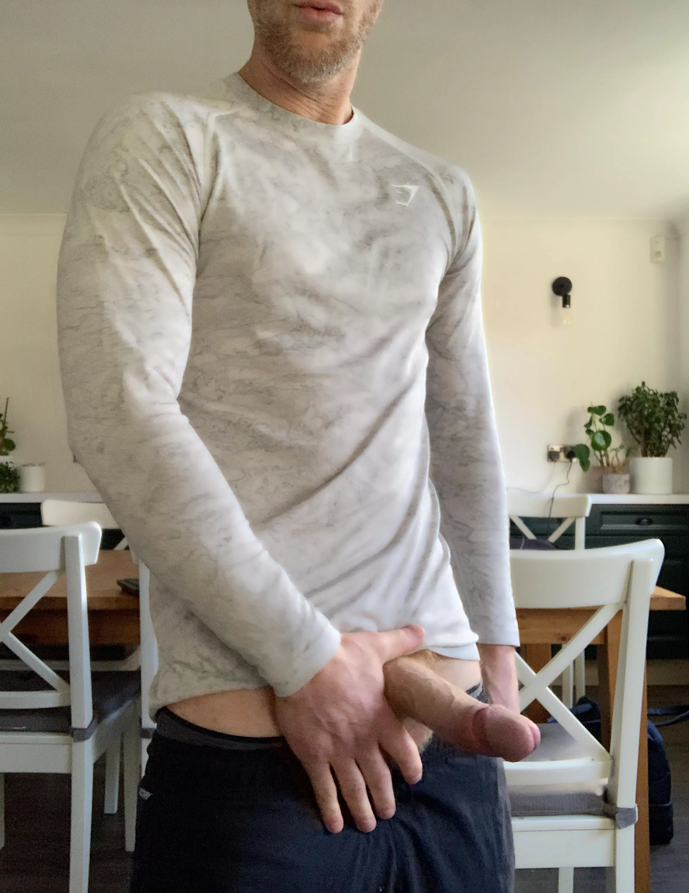 Dad of two wants some help down here…[44]