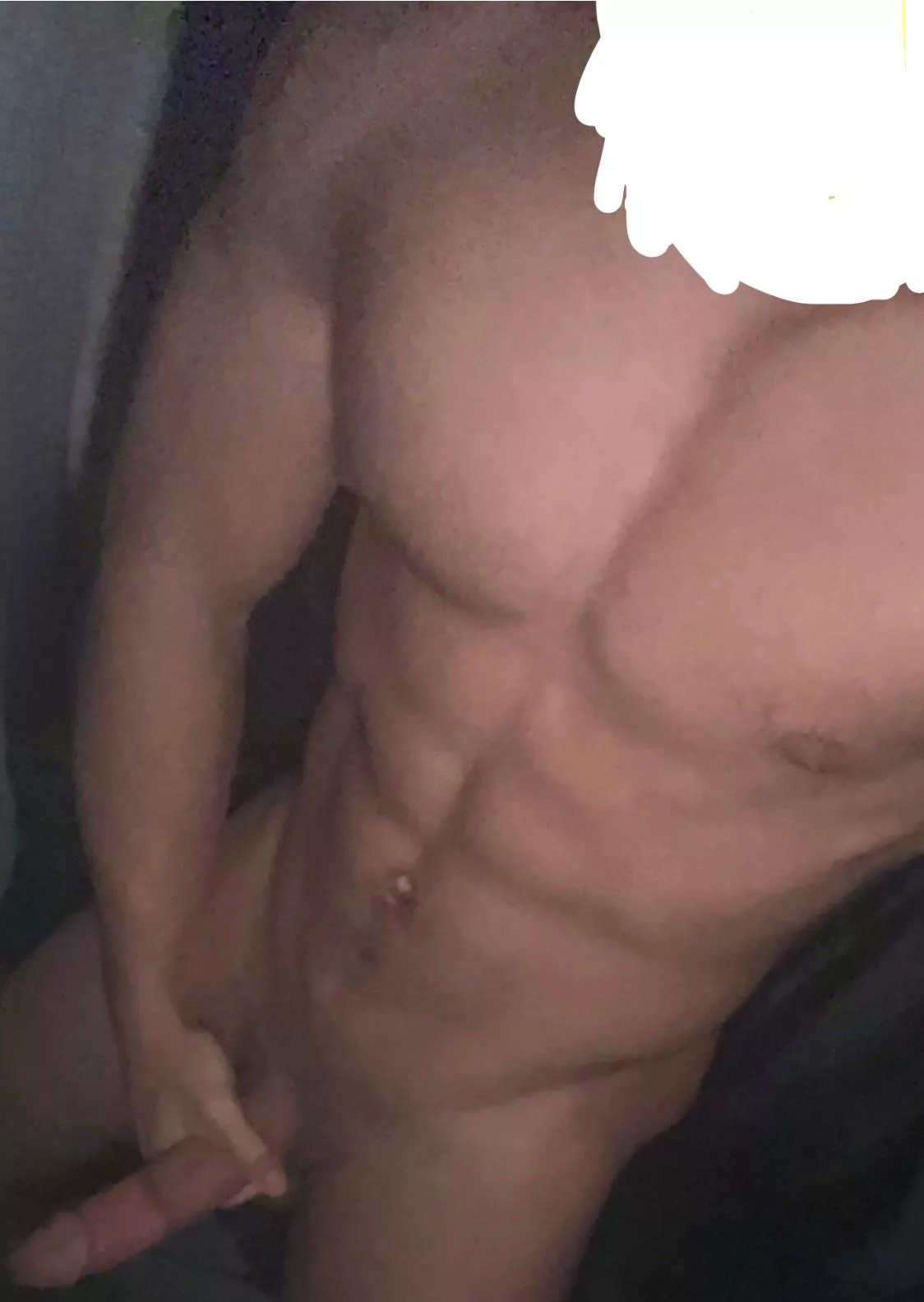 Dm with booty pics 😉😉23