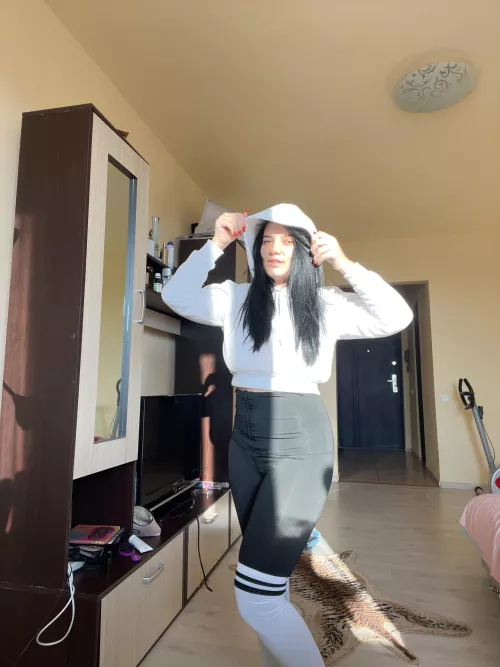 Feeling Cute with my hood