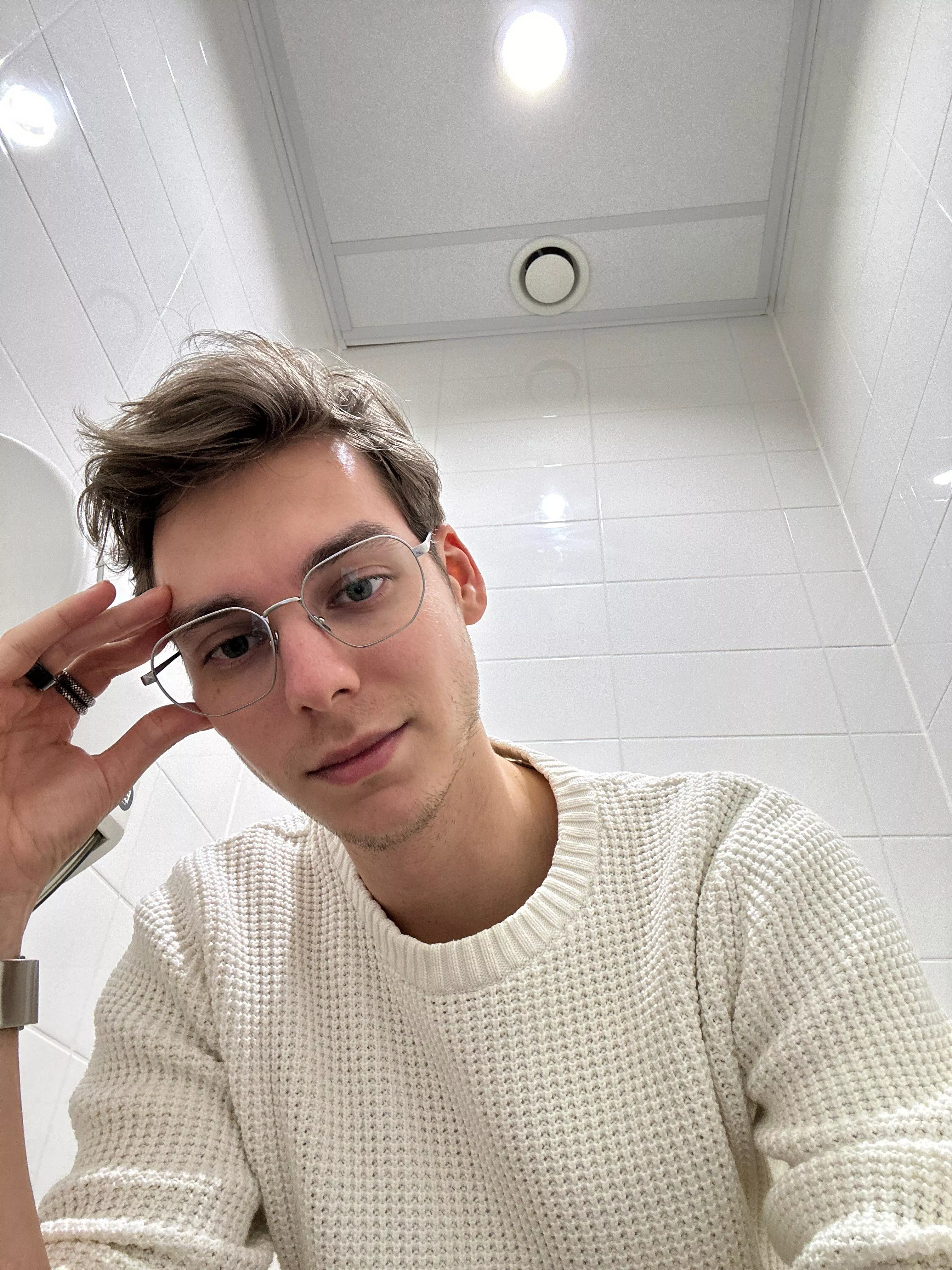 Goodmorning from theβ¦ well you can guess from where I suppose π Goodmorning from theβ¦ well you can guess from where I suppose π