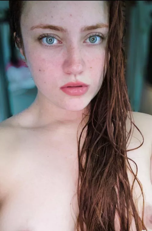 Happy to be back. Are u happy to see me? [IRTR]