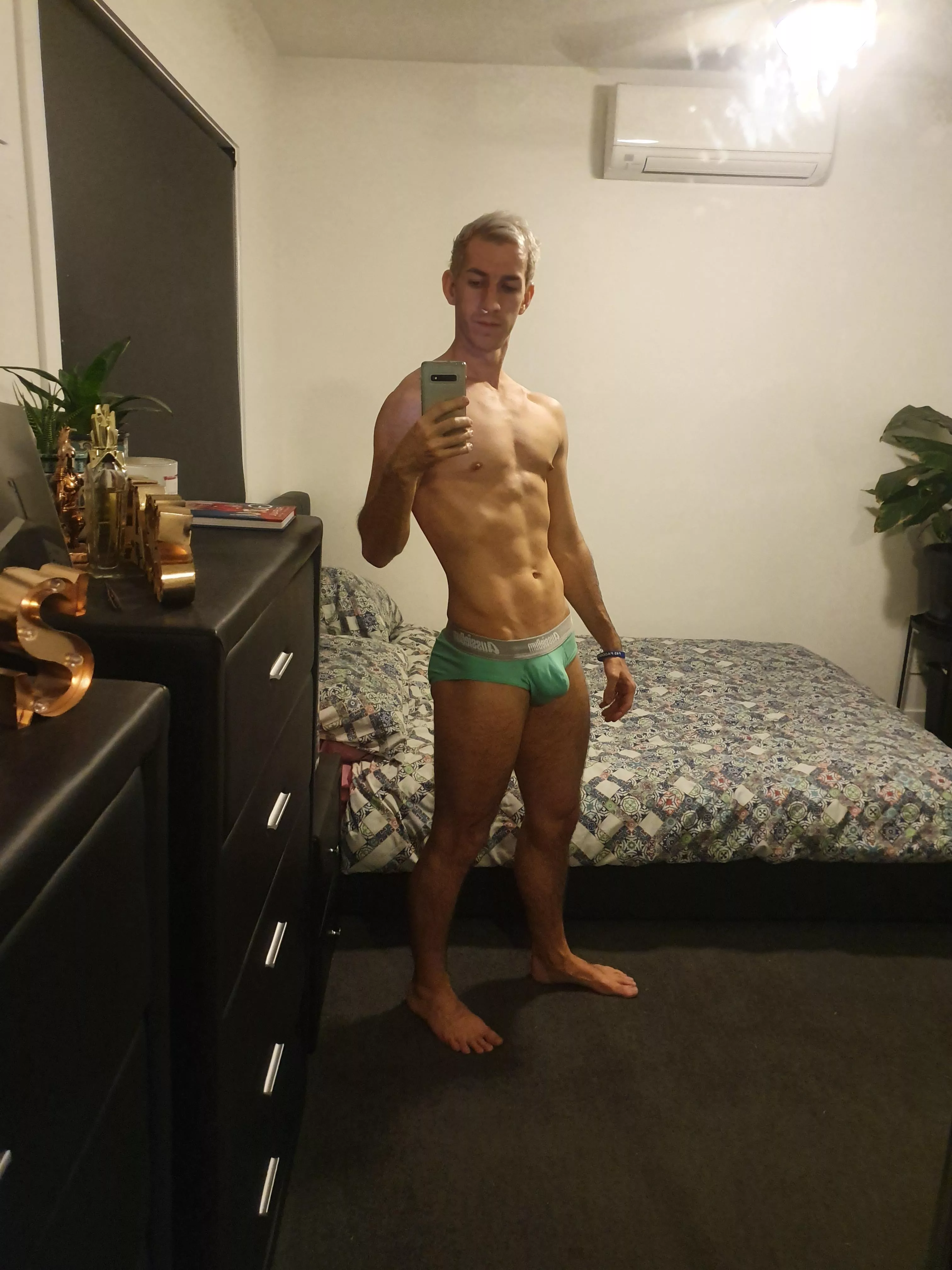 How's this lighting treating me?