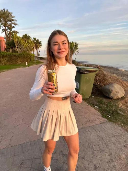 I think my white top is really beautiful