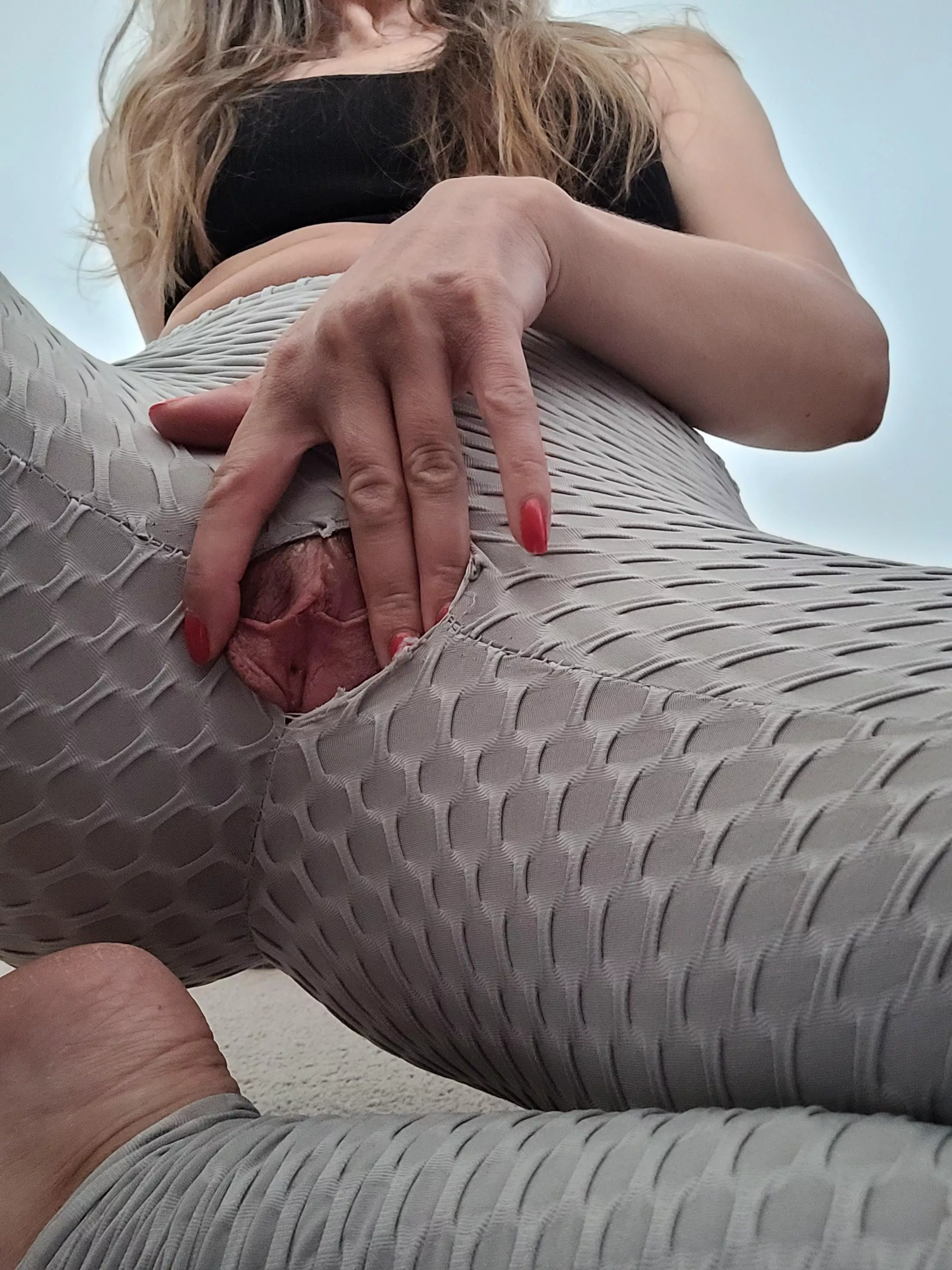 I wish more guys liked big flaps  