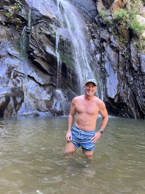 It's Friday!!! Thought I'd say hello. 50-m