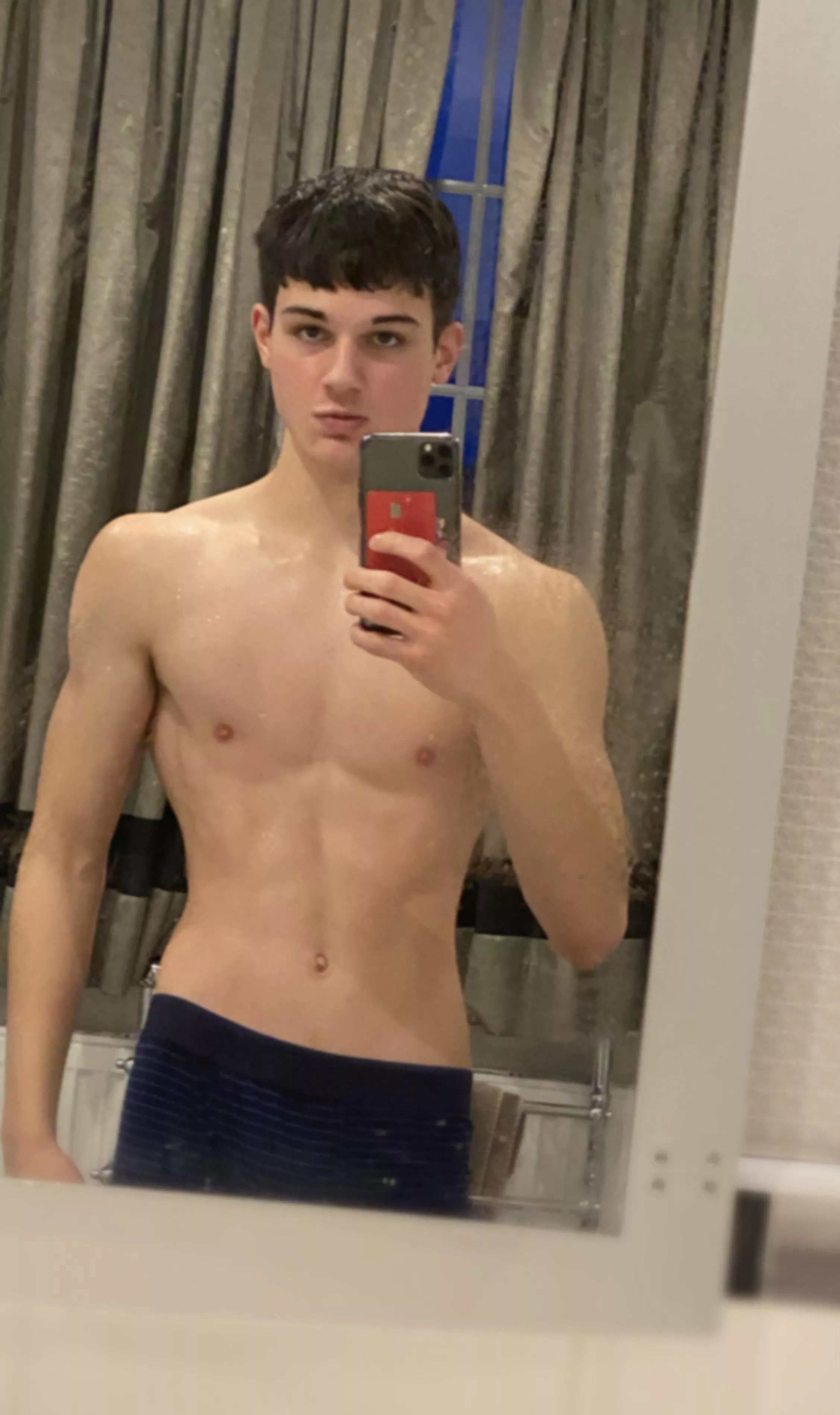 M[25] am I too muscular to be a twink?