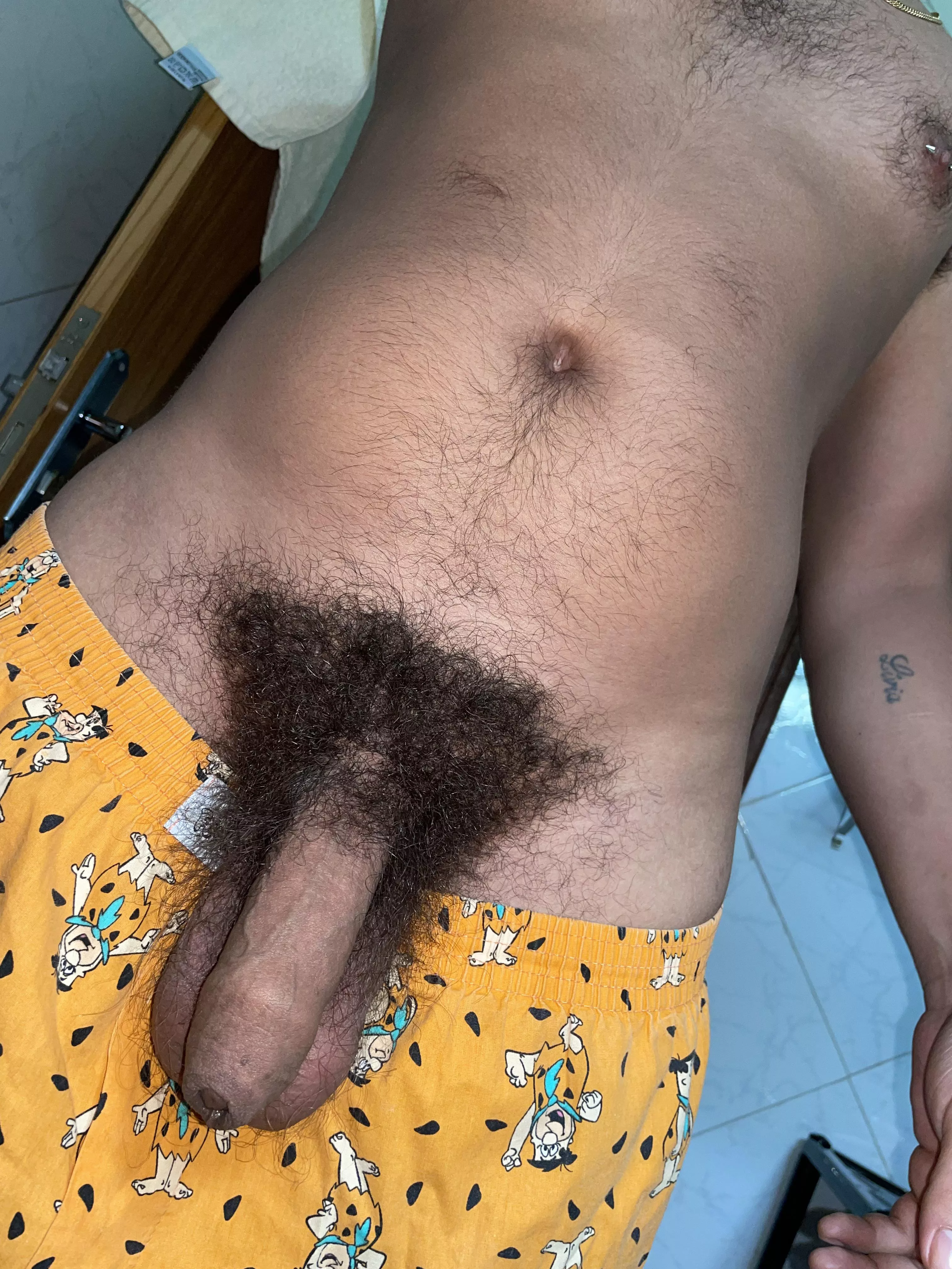 My bush is tasty for you to smell while sucking me