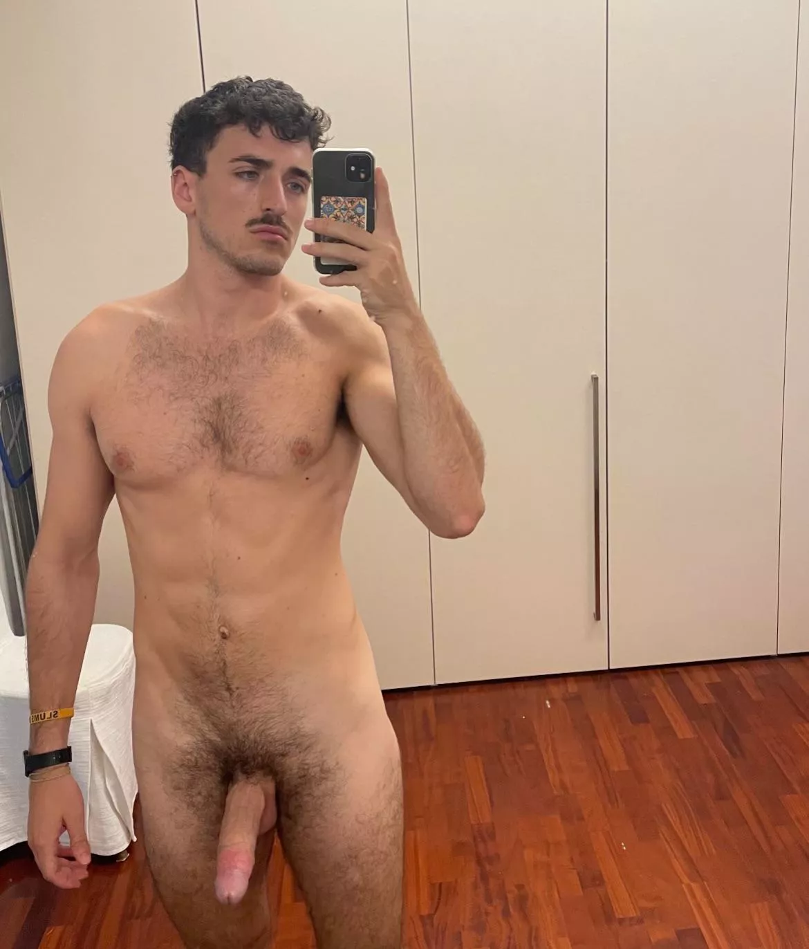 Recently broke up with! Hmu 