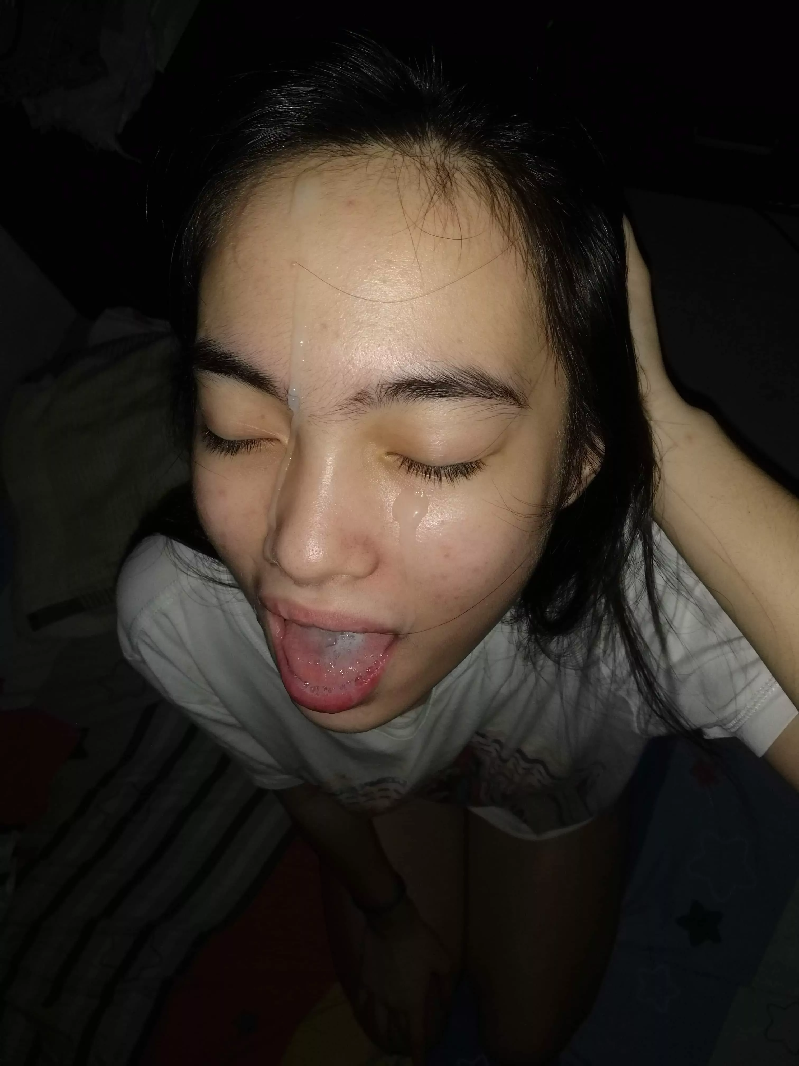 She love's to be a cumdump