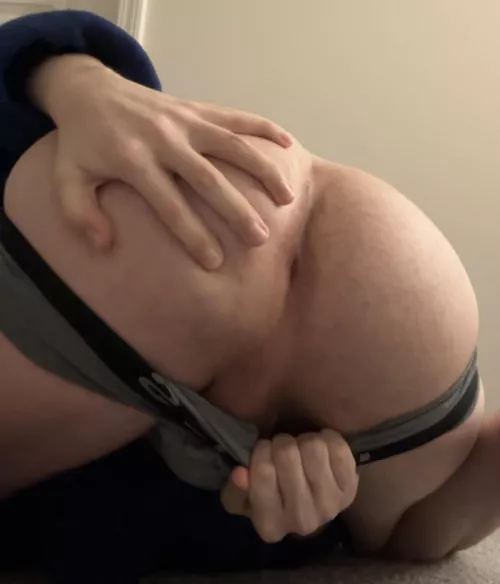 This 19 Year Old Cherry Has Been Popped