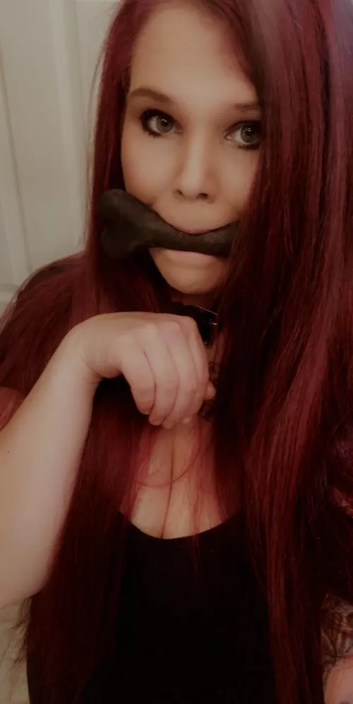 This puppy loves her bones 🦴