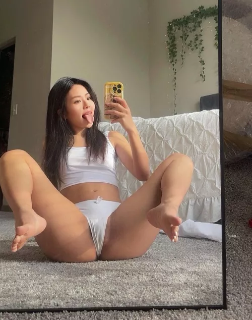 What catches your eye more, my feet or pussy?