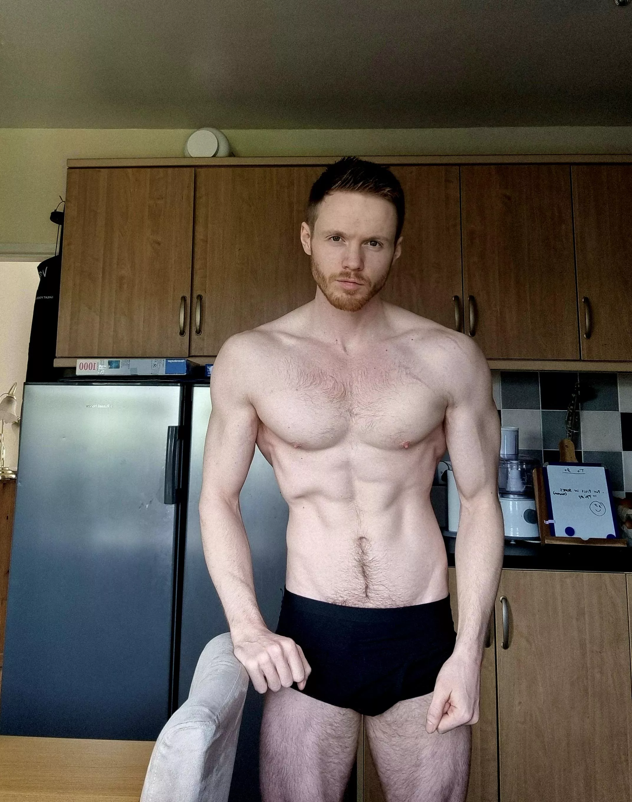 Who likes nordic guys? 🧔🏼🪓