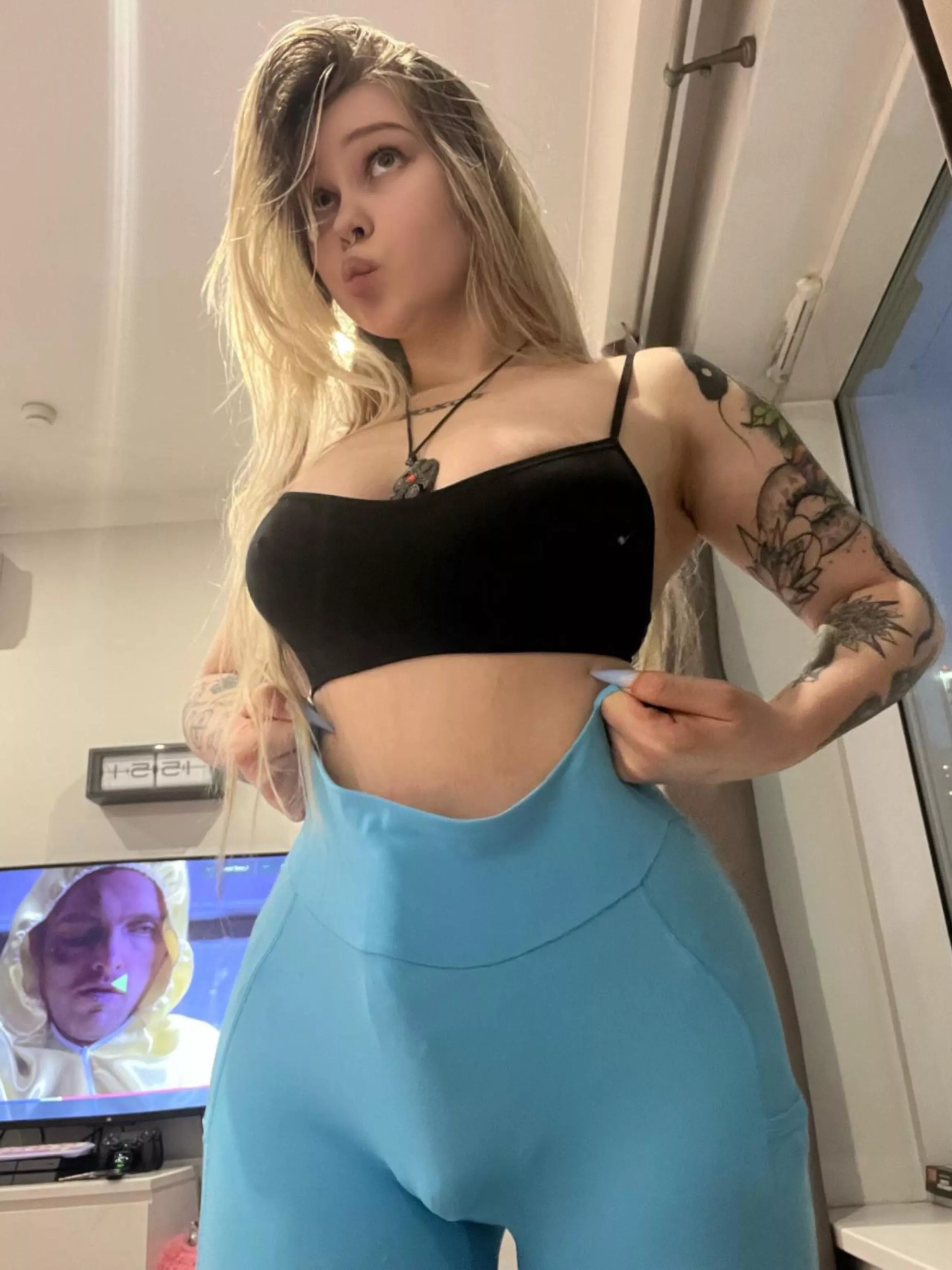 Will you let a good girl turn your slutty ass into mincemeat?